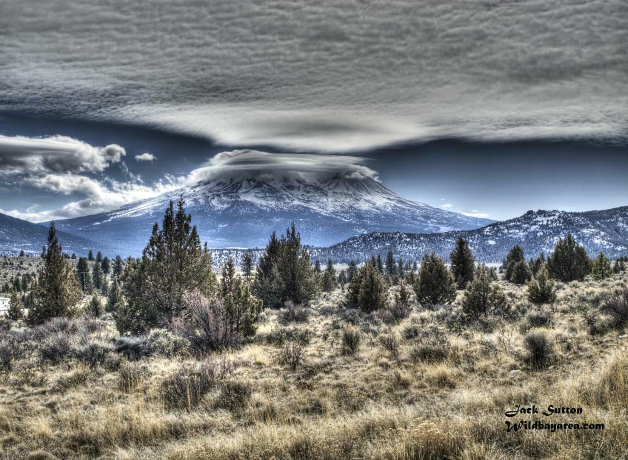 Inn At Mount Shasta Esterno foto